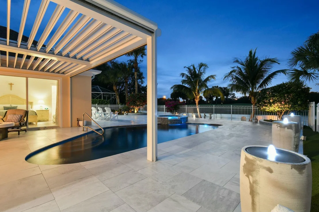 Photo of 196 Barbados Drive