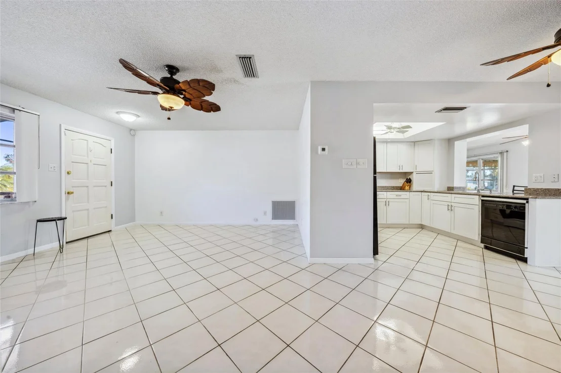 Photo of 1675 NW 69th Terrace