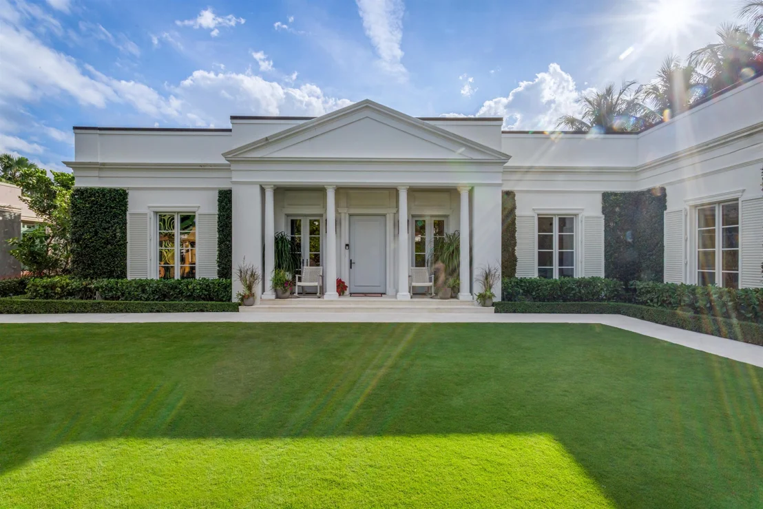 Photo of 208 Sandpiper Drive