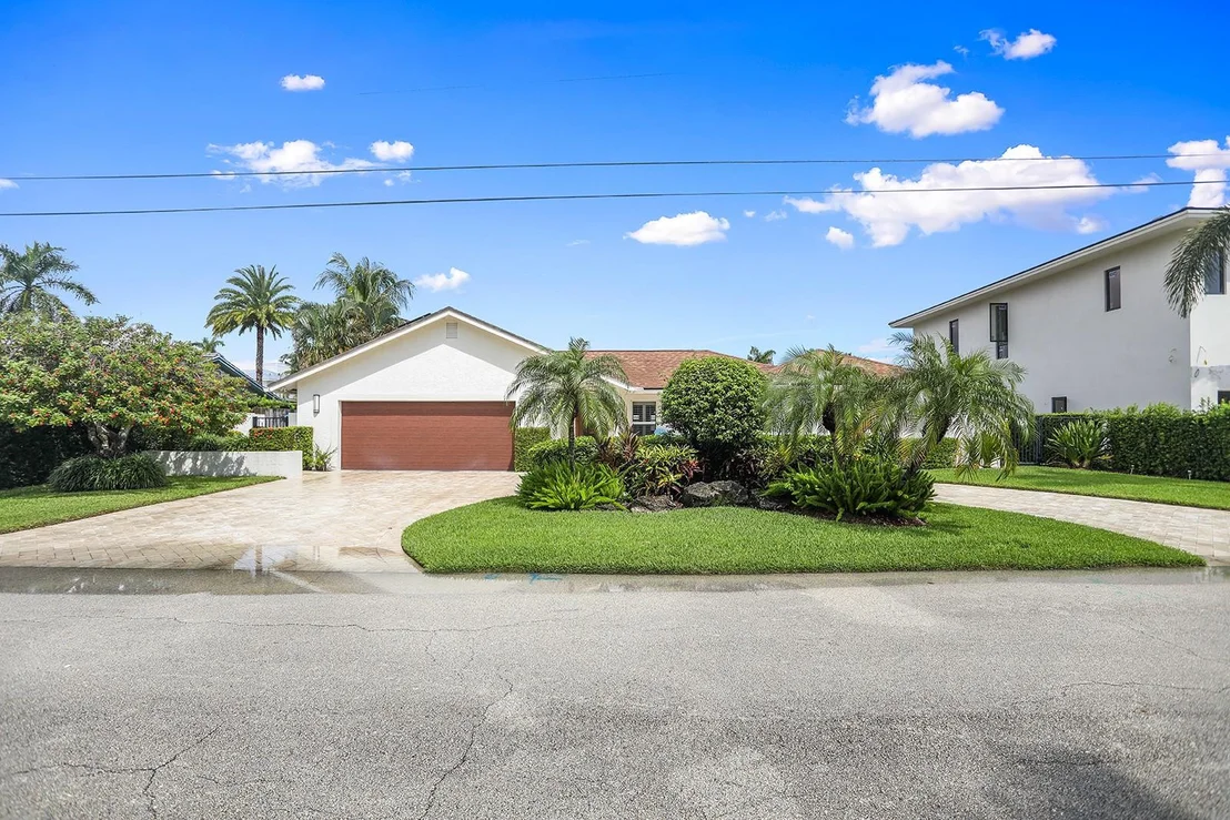 Photo of 939 Bolender Drive