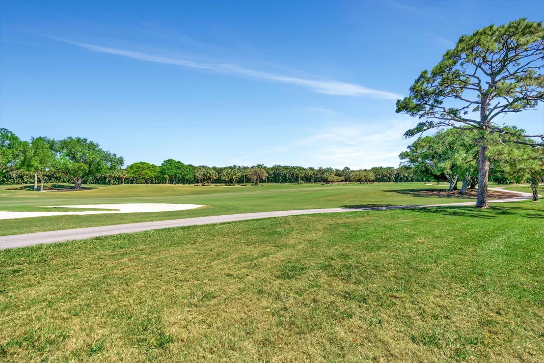 Photo of 5983 SE Glen Eagle Way
