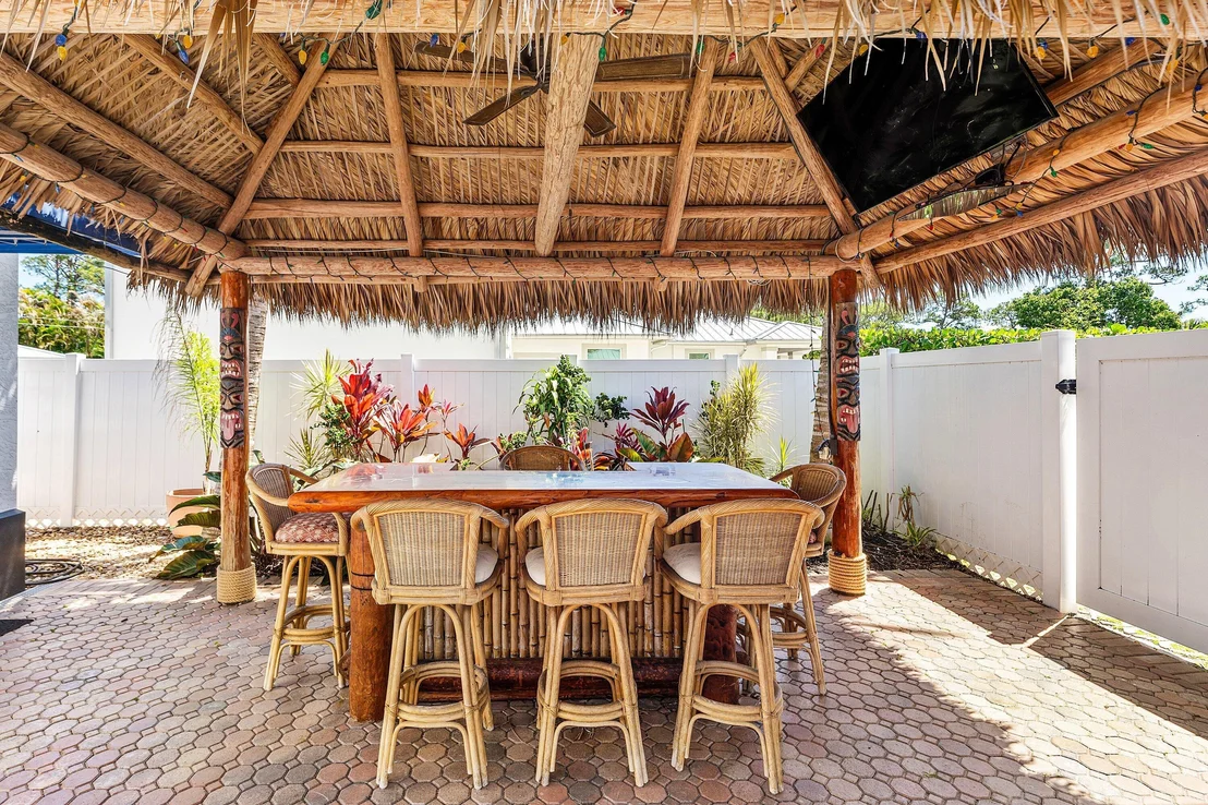 Photo of 5495 Hibiscus Road
