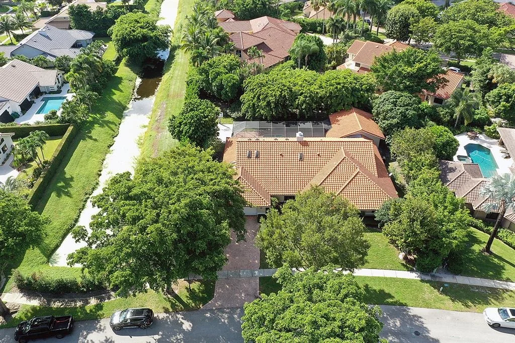 Photo of 4085 Georges Way