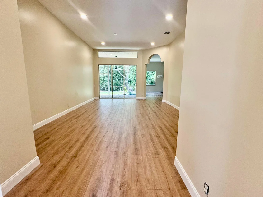Photo of 8958 Terni Lane