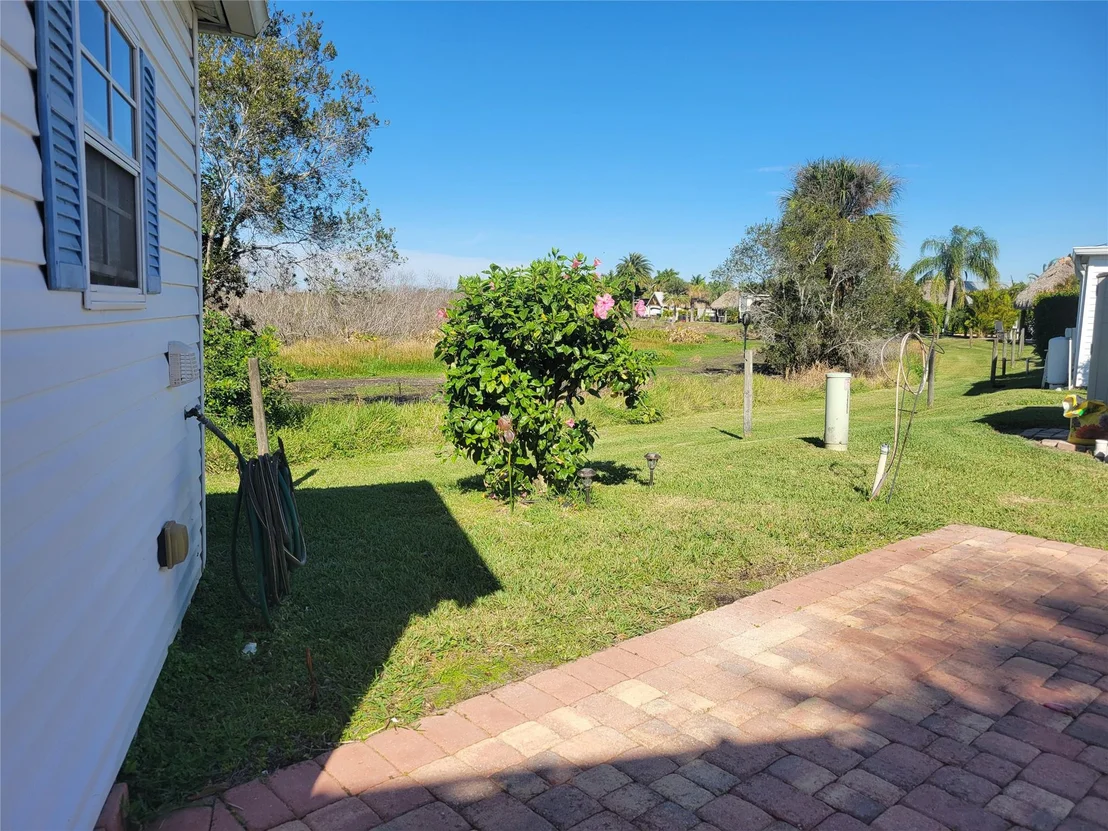 Photo of 605 SW 40TH Cove