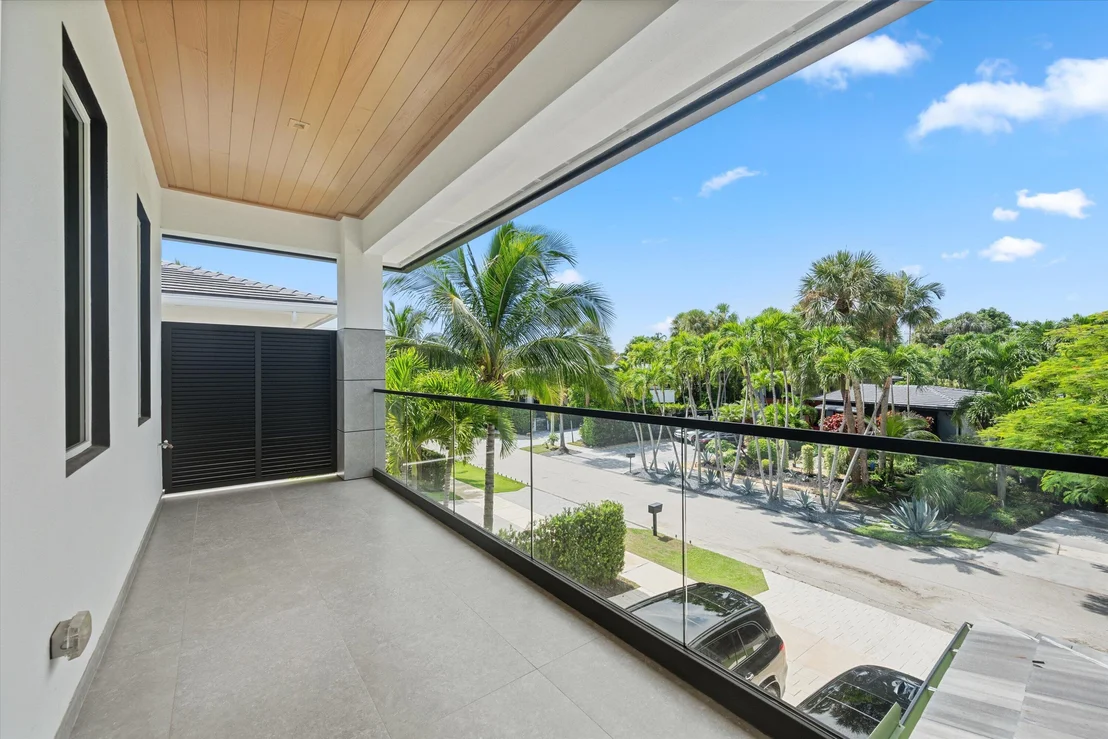 Photo of 745 Park Drive W