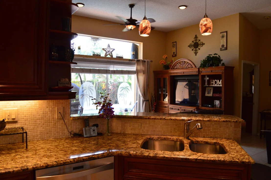 Photo of 6416 Revelle Circle S