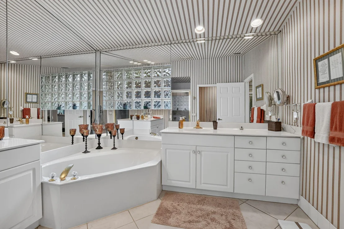 Photo of 22887 BARRISTER Drive