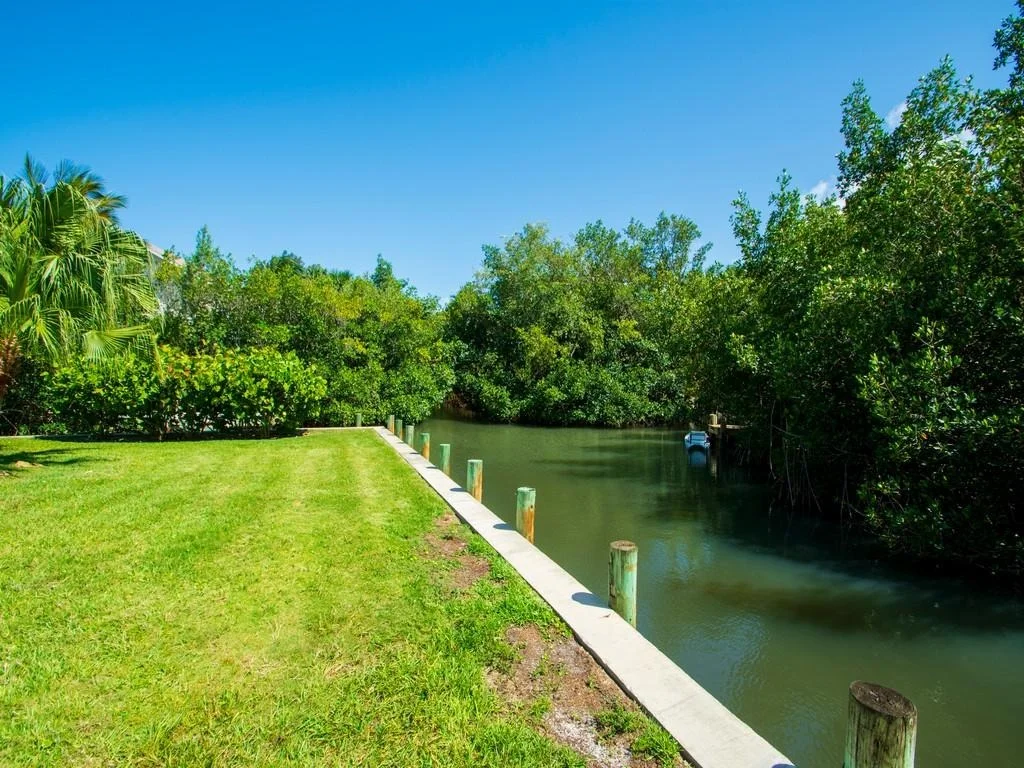 Photo of 285 Live Oak Drive