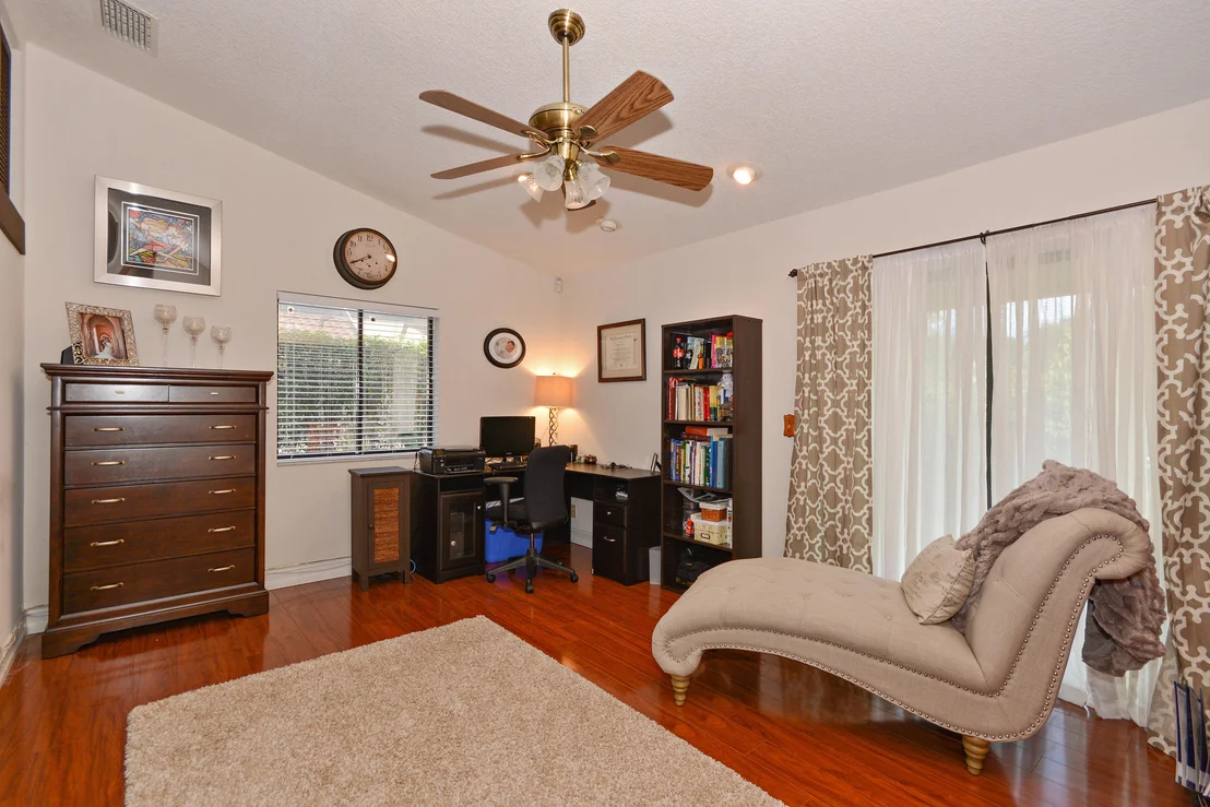 Photo of 2399 NW 30th Road