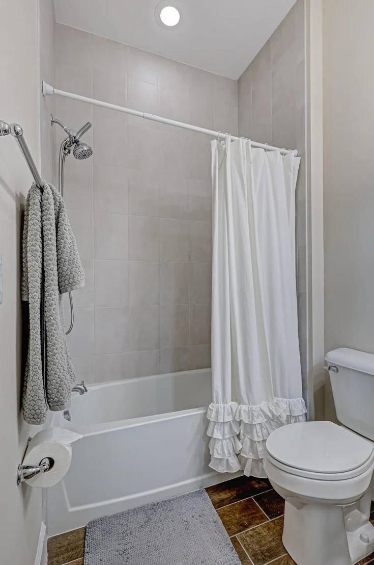 Photo of 15121 Goldfinch Circle