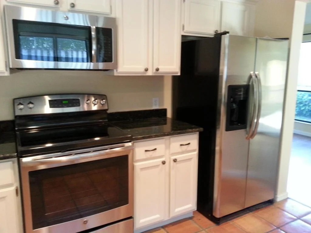 Photo of 6087 Dimond Street