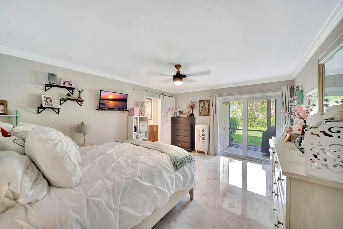 Photo of Unit C at 6189 Pine Tree Lane