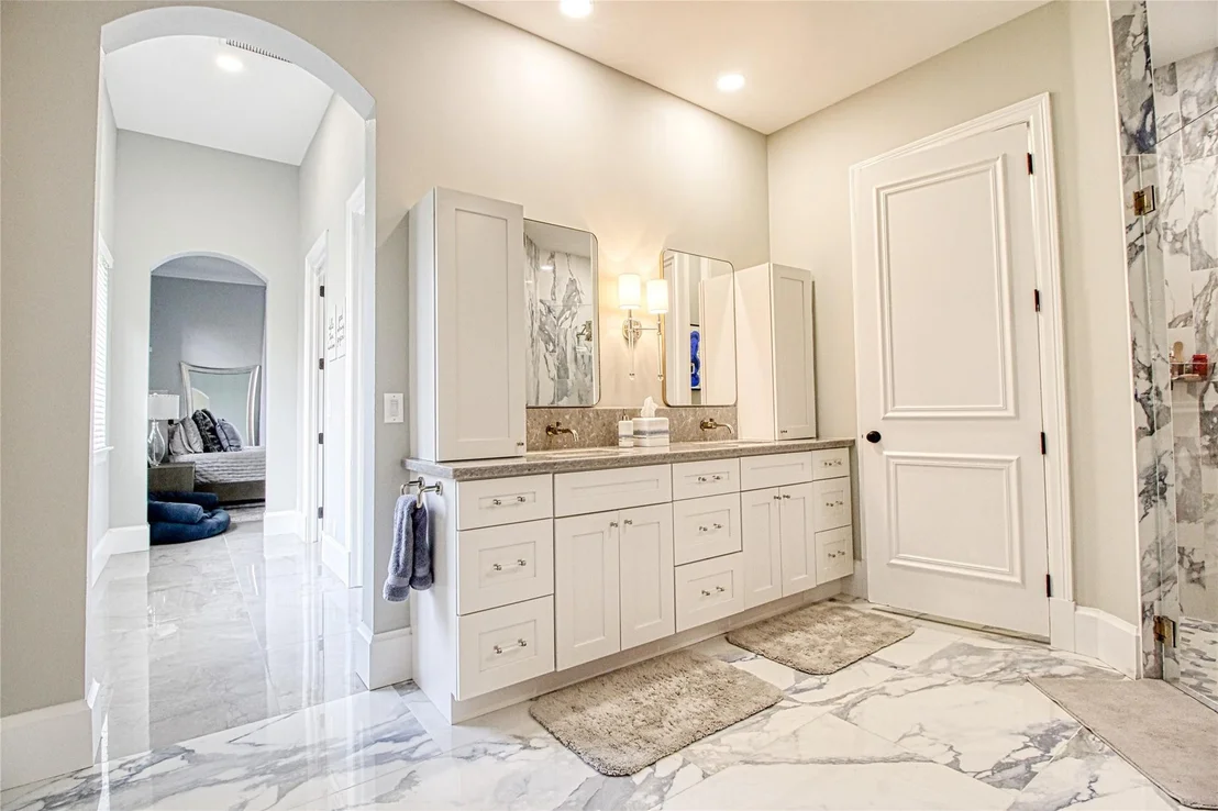 Photo of 9551 Eden Manor