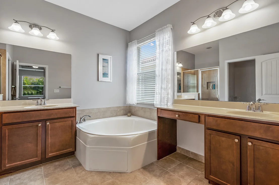 Photo of 4266 NW Oakbrook Circle