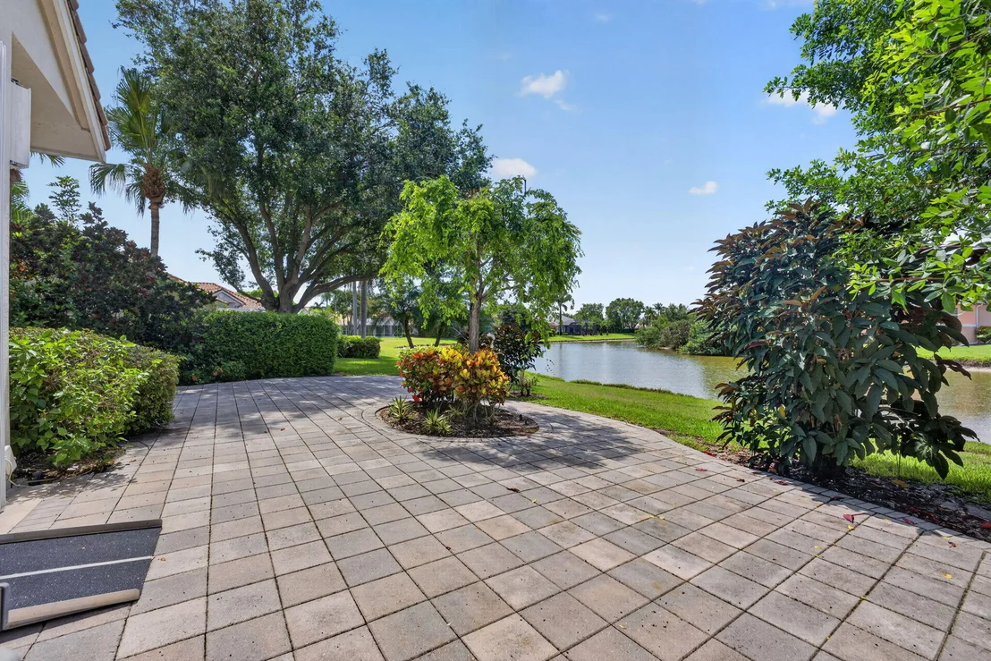Photo of 7622 Northport Drive