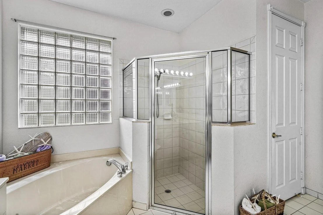 Photo of 9786 Isles Cay Drive