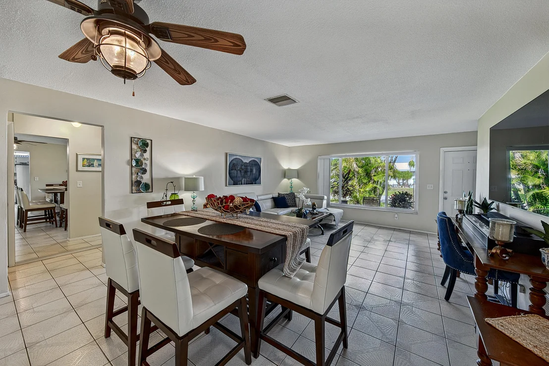 Photo of 2930 NW 1st Drive