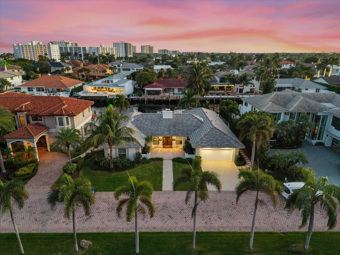 Photo of 872 Lilac Drive
