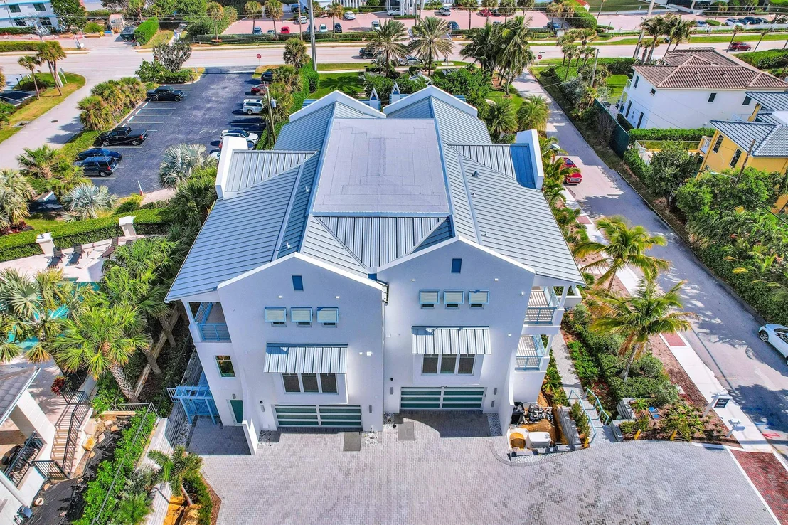Photo of Unit UNITB at 461 Venus Drive