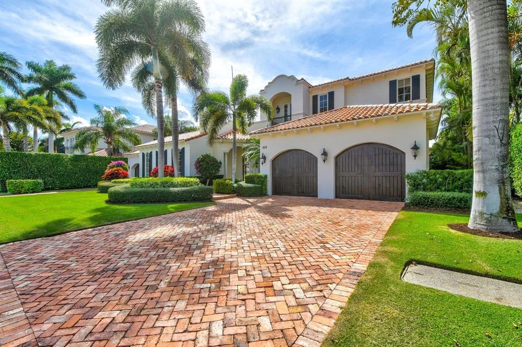 Photo of 652 Hermitage Circle