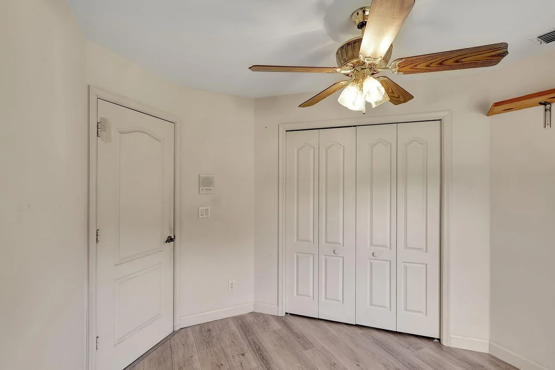 Photo of 1624 SW Gregor Way Way