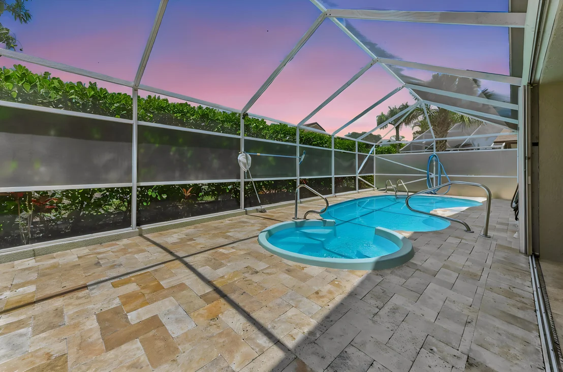 Photo of 1163 Peninsula Way