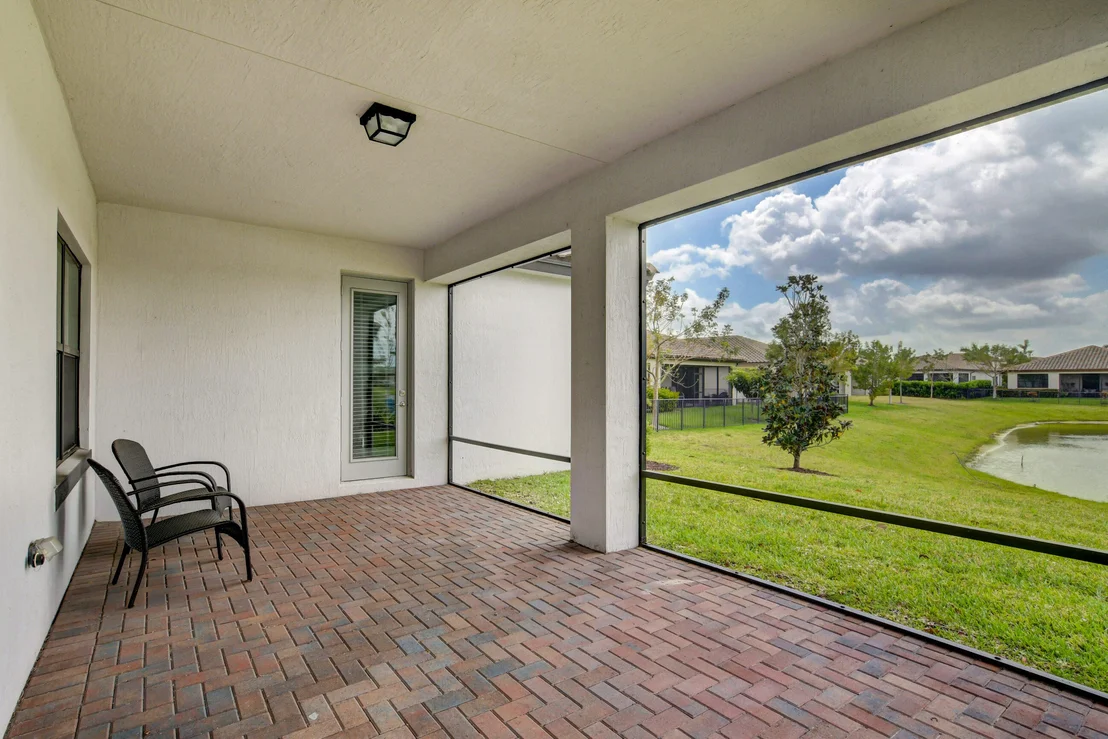 Photo of 1114 Whitcombe Drive