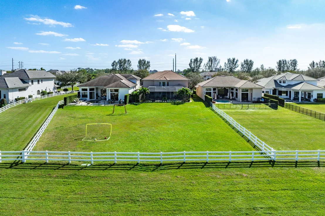 Photo of 9271 Equus Circle