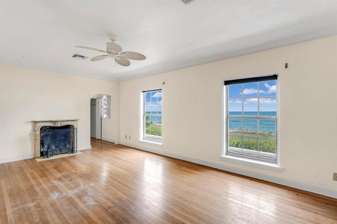 Photo of 1443 N Ocean Boulevard