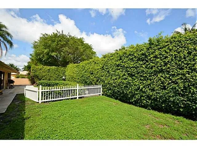 Photo of 17854 Foxborough Lane