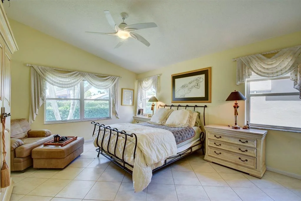 Photo of 6613 Sherbrook Drive