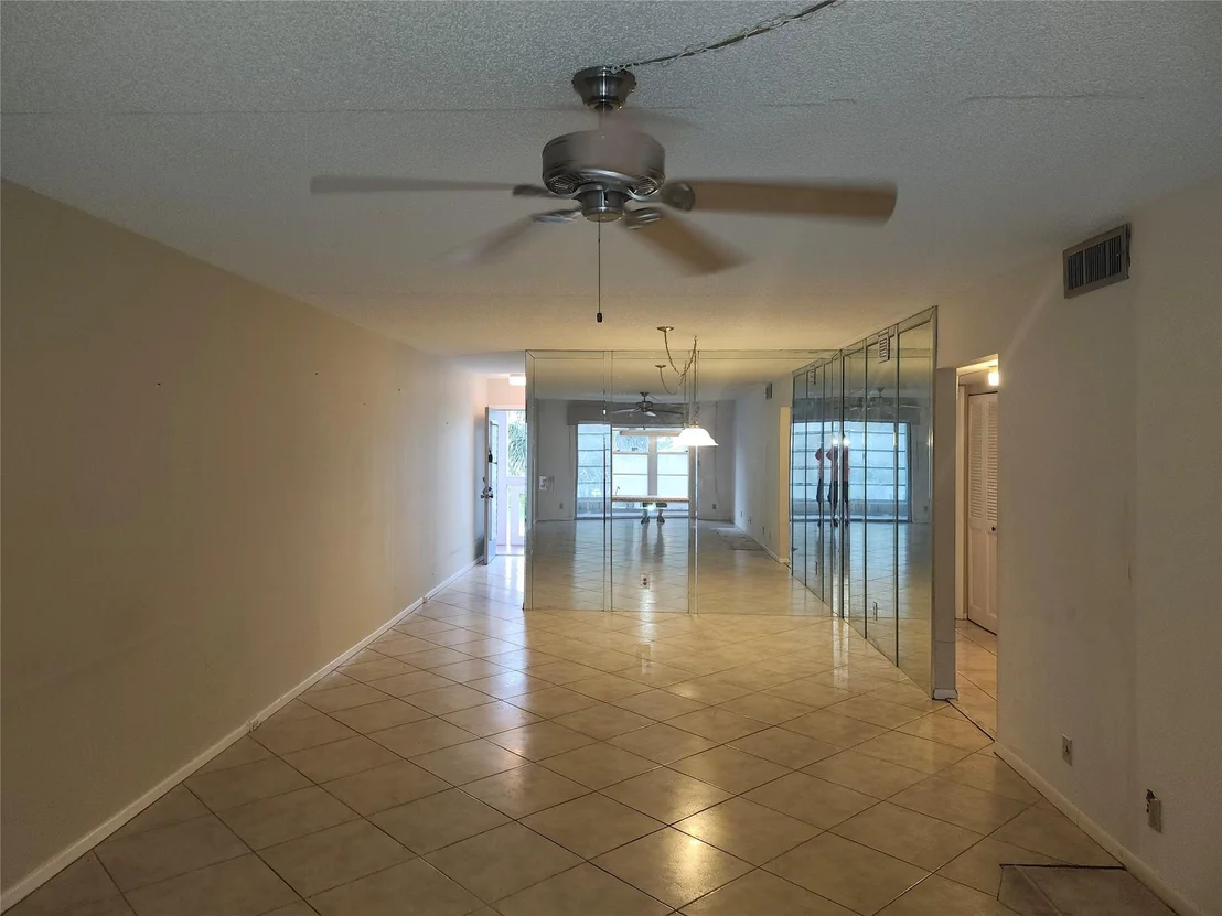 Photo of Unit C3 at 2001 Granada Drive