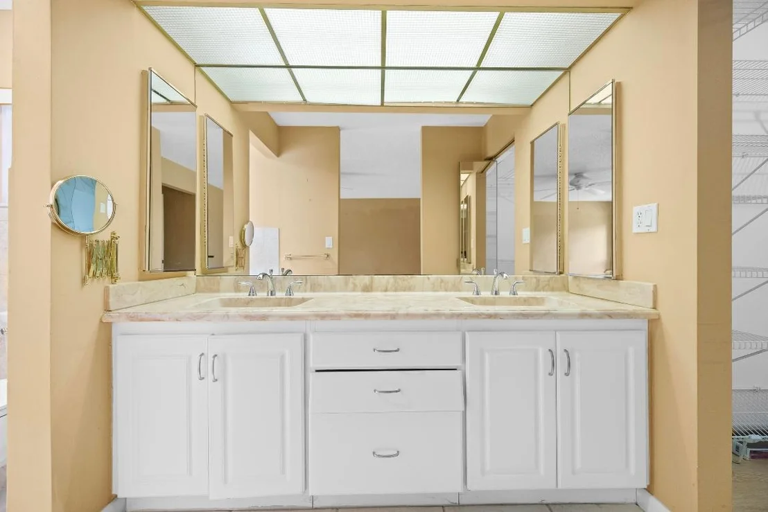 Photo of 7974 Cloverfield Circle