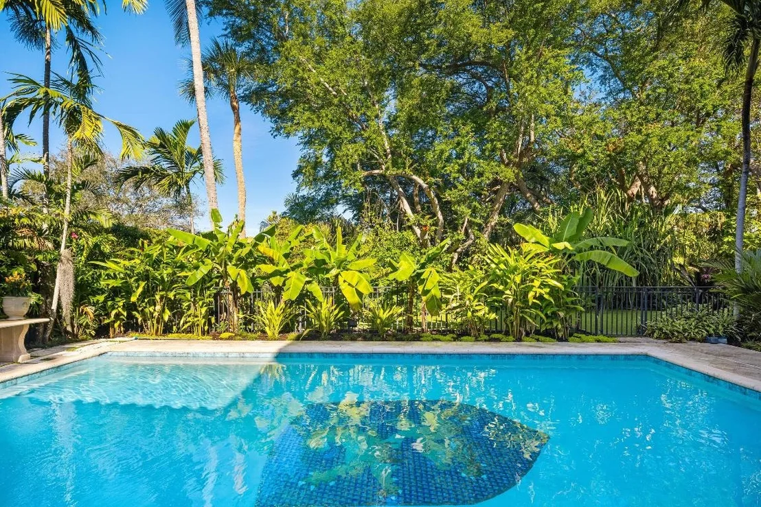 Photo of 422 Addison Park Lane