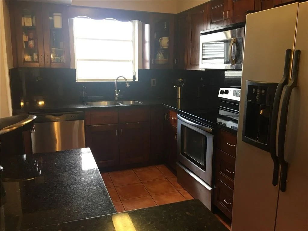 Photo of 320 N 69th Way