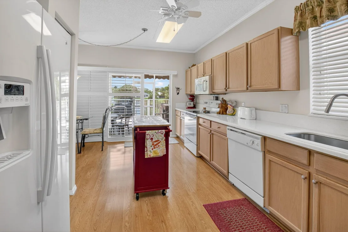 Photo of 10833 Madison Drive