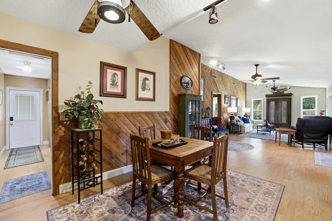Photo of 14095 BIDDEX Road