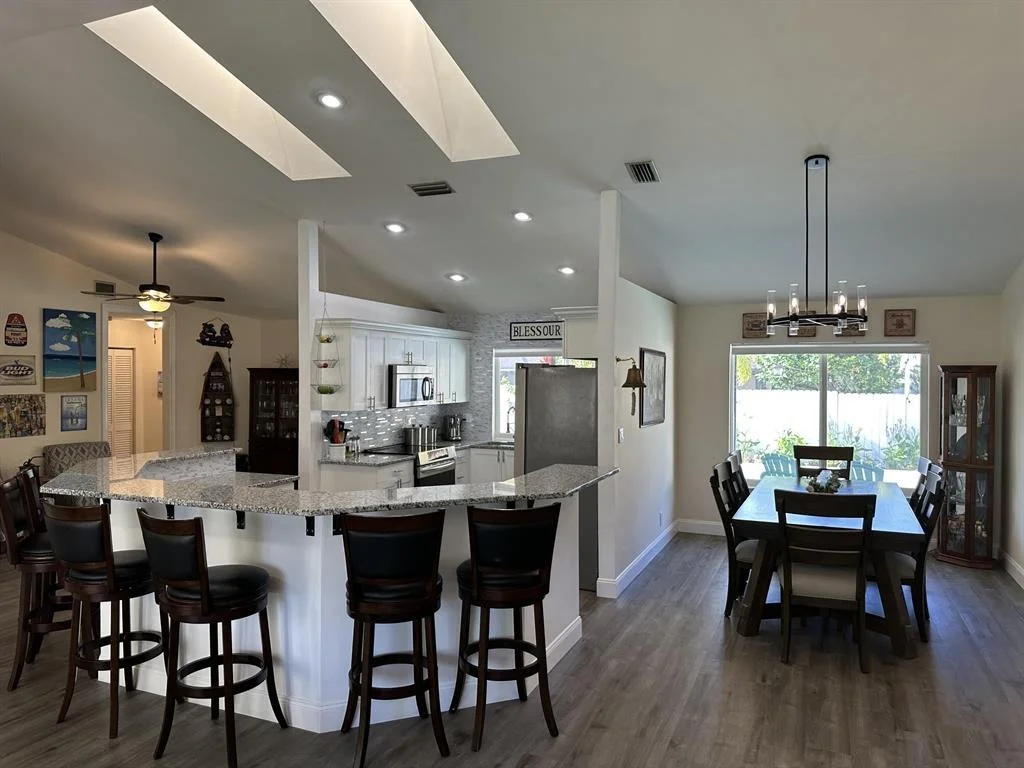 Photo of 455 Seneca Lane