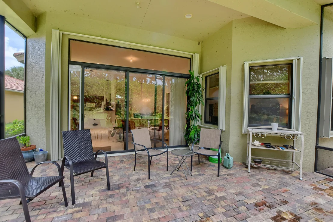 Photo of 9744 Isles Cay Drive