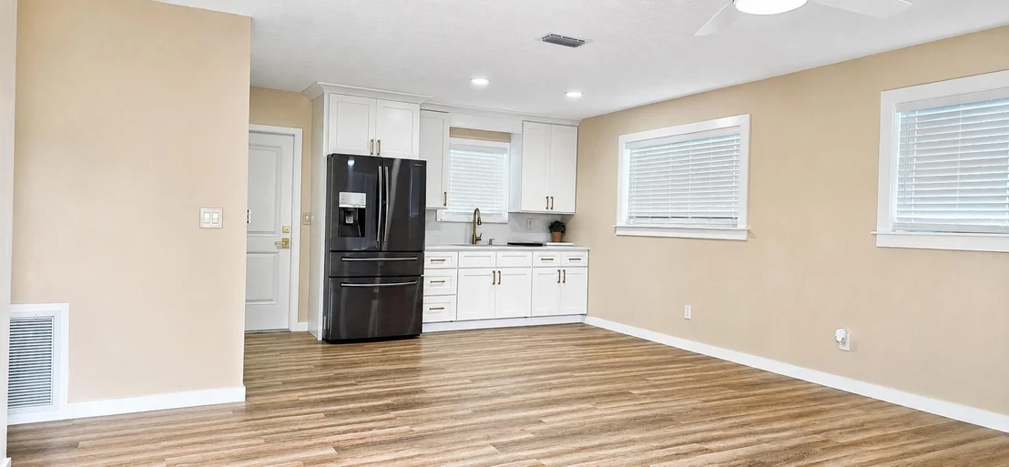 Photo of 3095 NW 36TH Street