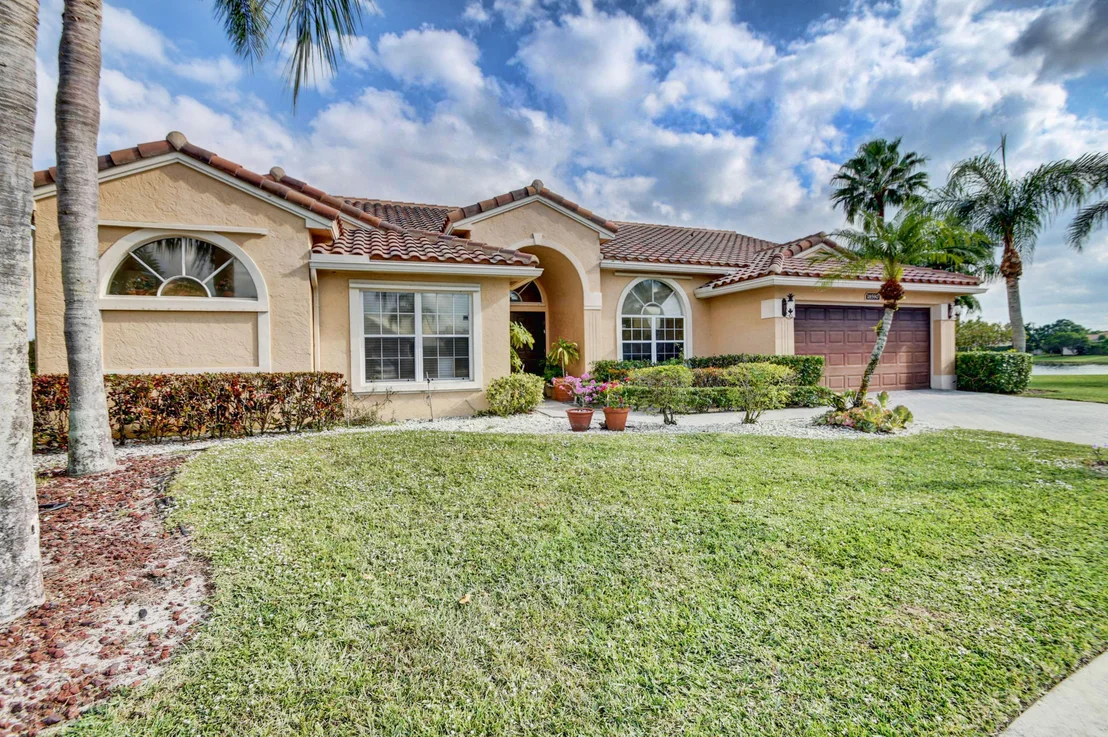 Photo of 18590 Serena Pointe Lane