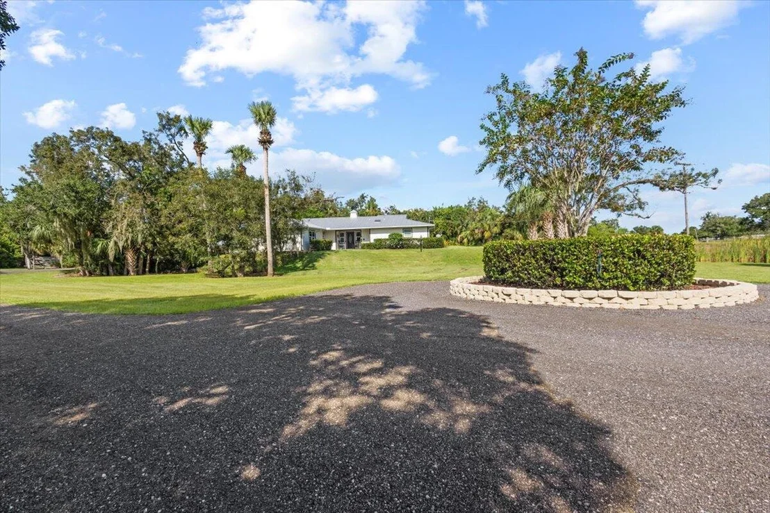 Photo of 10300 Muller Road