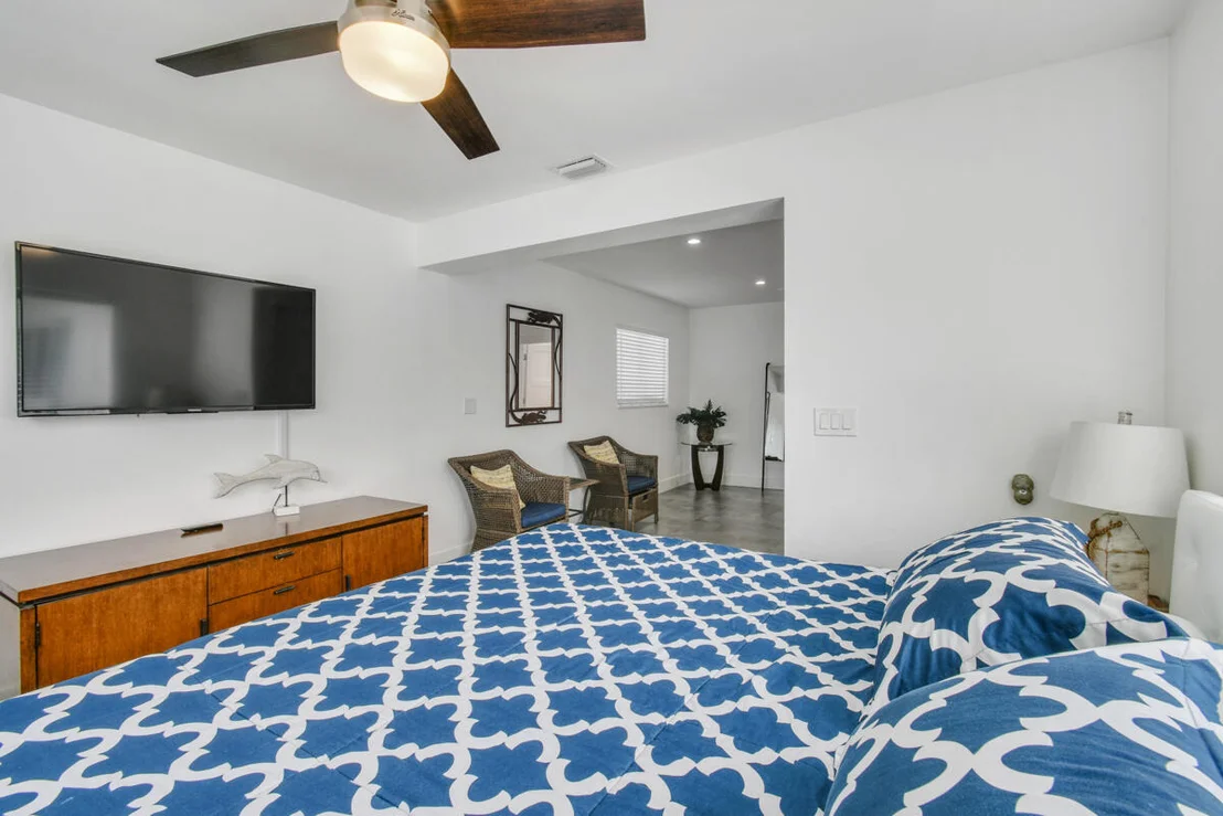 Photo of 1182 Beach Road