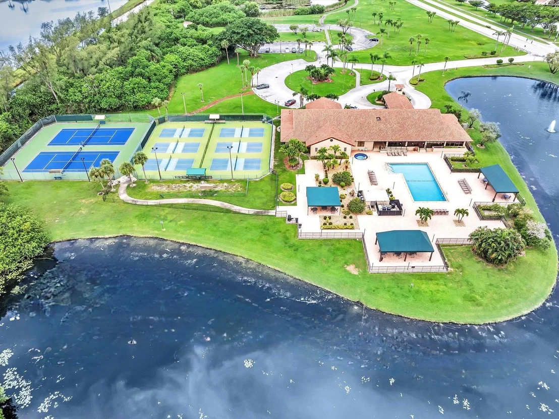 Photo of 8278 Mooring Circle