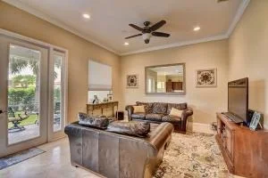 Photo of 7165 Old Orchard Way