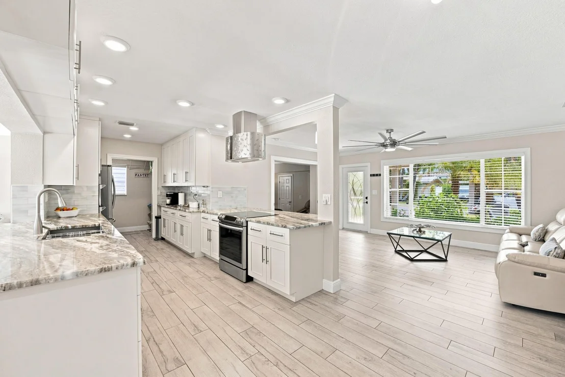 Photo of 2511 NE 20th Avenue