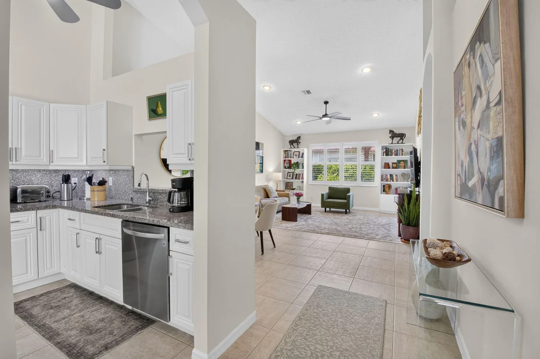 Photo of 6272 PETUNIA Road