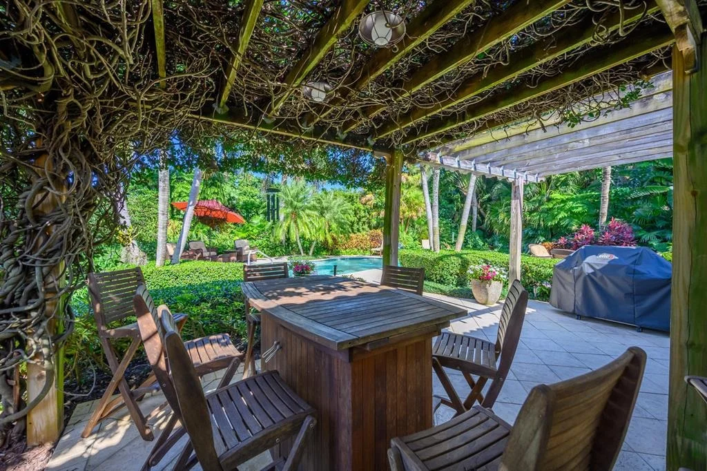 Photo of 4695 Sabal Palm Drive