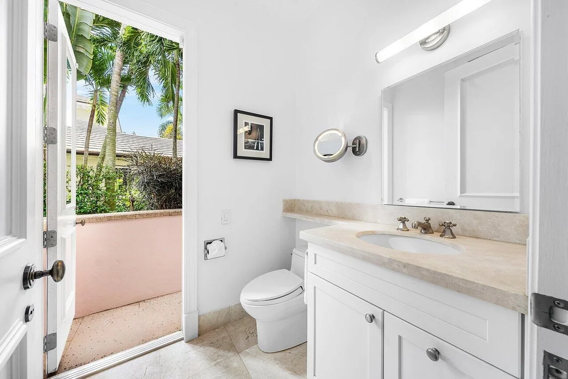 Photo of 3138 Gulfstream Road